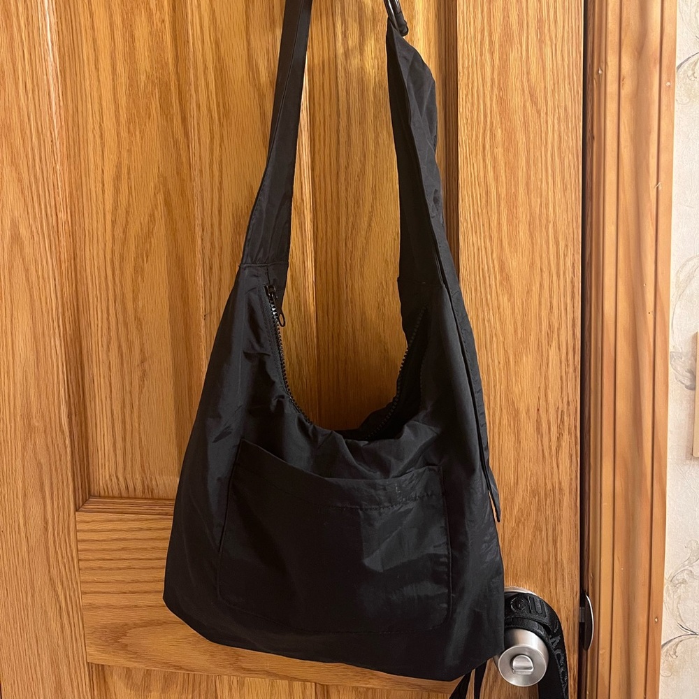 Thread Wallets BLACK Mini Slouchy